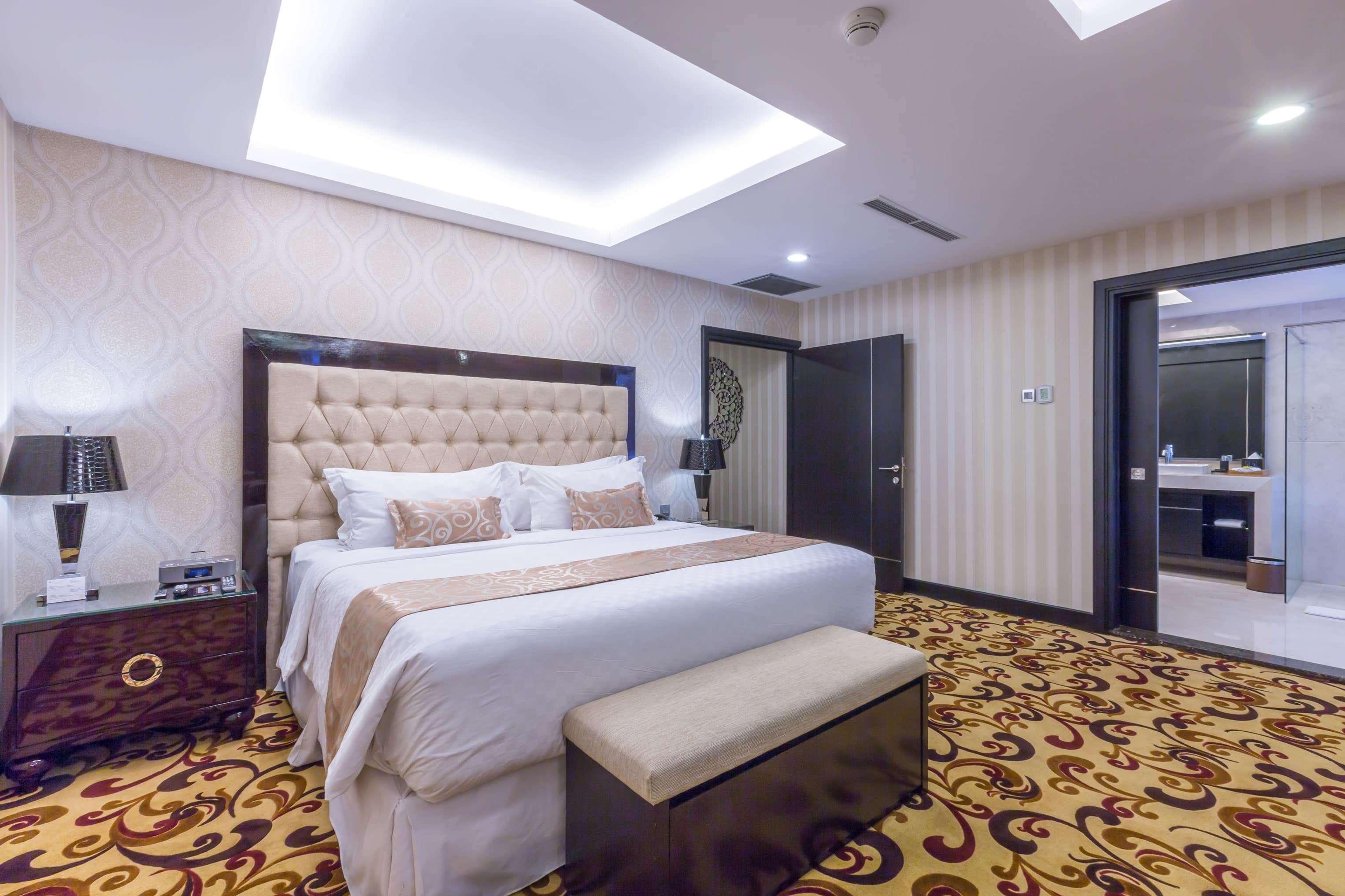 Wyndham Surabaya Hotel Екстериор снимка