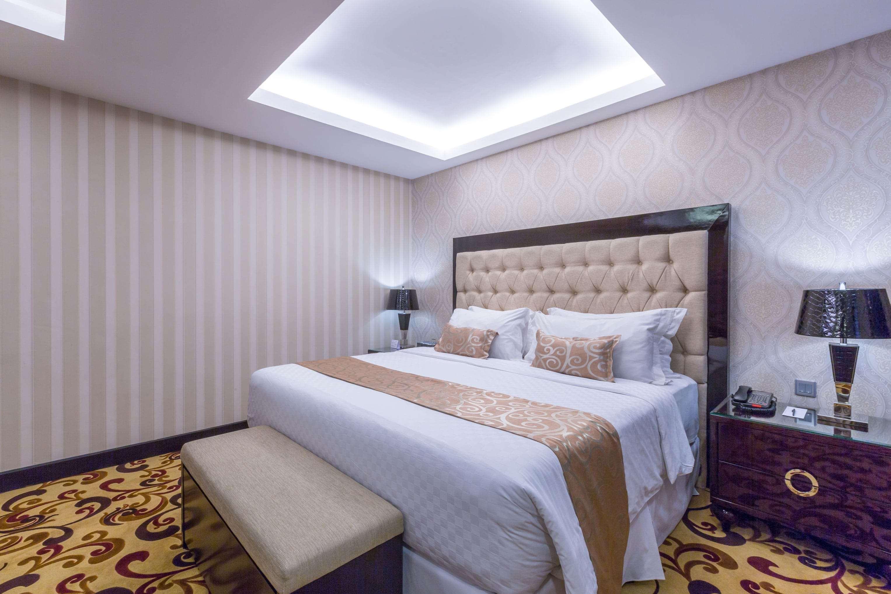 Wyndham Surabaya Hotel Екстериор снимка